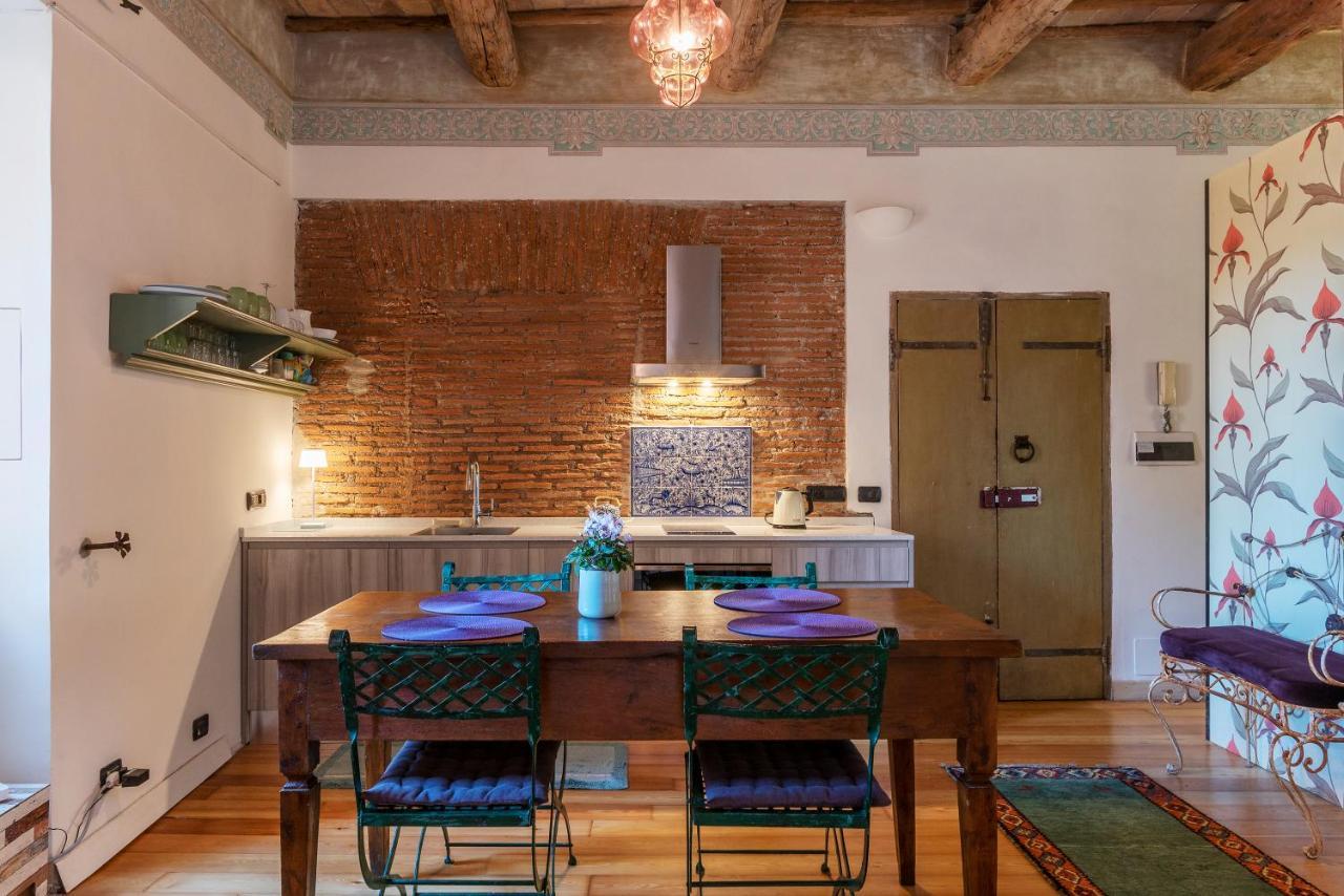 רומא Trastevere Elegant Apartment מראה חיצוני תמונה